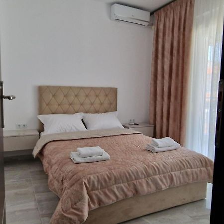 Christakis Home Nea Kallikrateia Exterior foto
